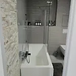 Modern Oasis Apartamento *