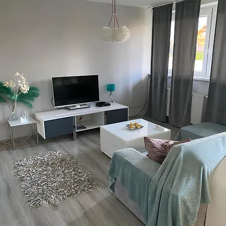 Modern Oasis דירה *