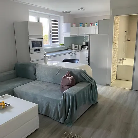 Modern Oasis Nová Lesná