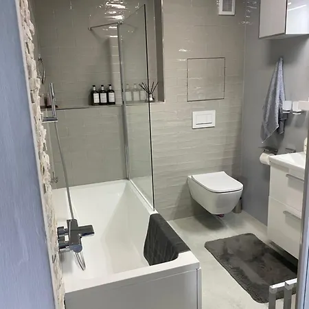 Modern Oasis Nová Lesná