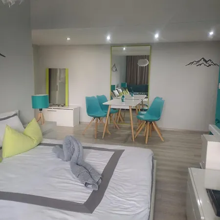 アパート Modern Oasis Nová Lesná