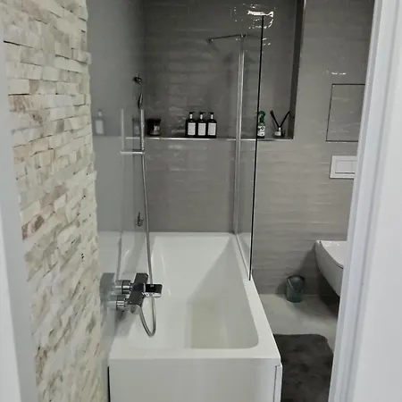 Modern Oasis Апартаменты *