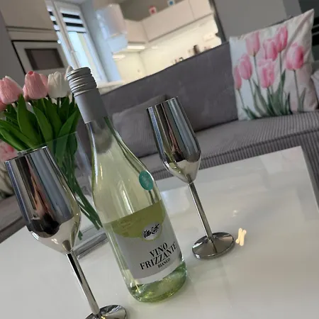Апартаменты Modern Oasis