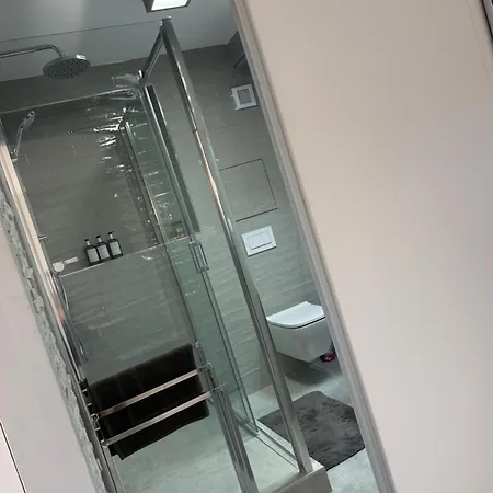 Modern Oasis Нова-Лесна